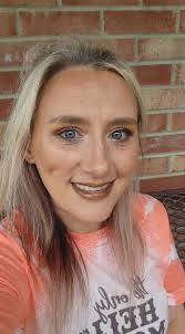 Where to find a makeup artist for a makeover to cover scars and wrinkles?