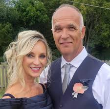 Psalm 118:8 "It is better to trust in the LORD than to put confidence in  man."