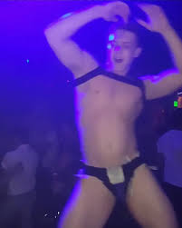 Julian Larach dancing compilation - ThisVid.com