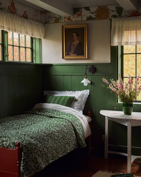 Green Bedrooms: 12 Inspiring Green Bedroom Ideas