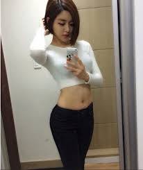 Hot Korean DJ Soda accused of having plastic surgery