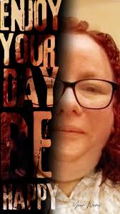 Elizabeth Broom (@lizbiz19800)