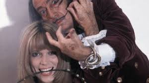 Amanda Lear: tutte le sue vite, i suoi amori, le sue case