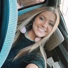 Danielle Prater's Instagram, Twitter & Facebook