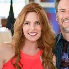 Jennifer Tomes's Instagram, Twitter & Facebook