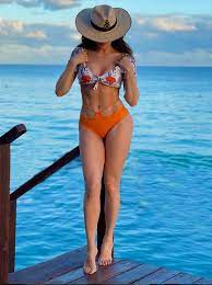 Ana Bárbara enciende las redes al posar con bikini y mostrar su tonificado  abdomen
