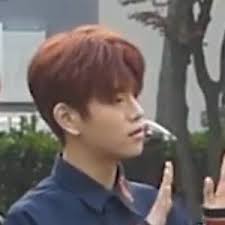 Aug 02, 2018 · seungmin seemed to have told everyone but minho that he was leaving for america. Seungmin Bio Family Trivia Famous Birthdays