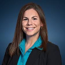 Heather Elder's Instagram, Twitter & Facebook