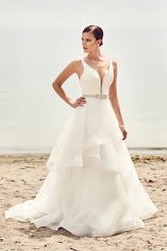 Modern Mikaella Wedding Dress Bridal By Paloma Blanca K B