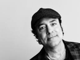 Video Premiere: Dan Tyminski “Hey Brother”