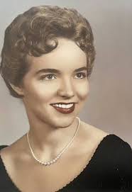 Phyllis Hamm's Instagram, Twitter & Facebook