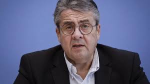 Gabriel whispers something inaudible in lilith's ear when he kills her in the nightclub. Sigmar Gabriel Zum Transatlantischen Verhaltnis Europa Wird Sich Wundern Archiv