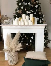 Diy Un Manteau De Cheminee Pour Noel Leroy Merlin En 2020 Manteau De Cheminee Decorative Decoration Salon Pour Noel Decoration Cheminee