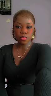 Whoever knows this yummy should share this with her. Let her know that the  world will recognize her. I experienced a warm reception from this young  and beautiful lady at the MTN