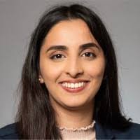 Sarah Abraham's Instagram, Twitter & Facebook