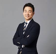 Born march 27, 1979) is a south korean singer and actor. ì´ì§€í›ˆ EìŠ¤í¬ì¸  ë‚˜ë¬´ìœ„í‚¤