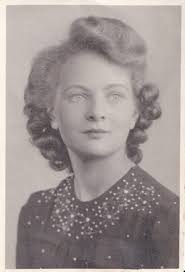 Iris Stephens's Instagram, Twitter & Facebook