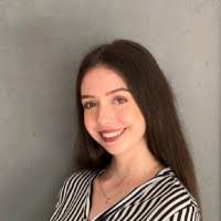 Michelle Kratz's Instagram, Twitter & Facebook