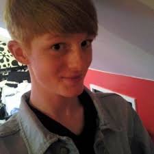 Dion Robinson (@DeeDion6)