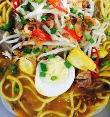 Isiannya hanya udang dan telur rebus saja. Sedap Sungguh Mee Jawa Sarawak Dari Dapur Kak Tie