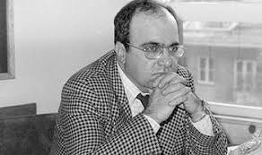 Şair uğur mumcu hayatı ve hakkındaki bilgilere ulaşabilirsiniz. Ugur Mumcu Bir Cumhuriyet Ordusudur