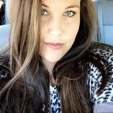 Ashley Geiser's Instagram, Twitter & Facebook