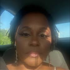 In 1981, Theresa Claiborne made history as the first Black woman to become  a pilot in the U.S. Air Force, commissioned as a second lieutenant. She  just retired from United Airlines after