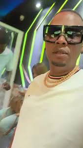 el cabo kendall la máxima (@elcabo75)