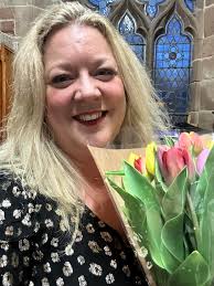 Taratata. Sting. Worakls and the most incredible orchestra. And the last  slide- the very first studio moment where this journey began. 😂 (almost  got fired) Still processing it all. 🥰 What a