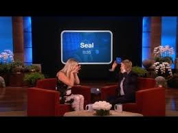 Heads up! is a brand new app from ellen that lets you play. Ellen And Kaley Cuoco Play Heads Up Youtube