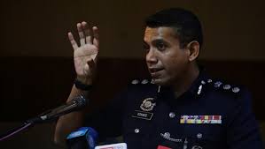 Timbalan ketua polis negara, datuk seri mohd bakri mohd zinin pada khamis menyelar ahli dewan undangan negeri (adun) seberang jaya, dr afif bahardin yang mengeluarkan kenyataan disifatkannya sebagai tidak berperikemanusiaan. Ketua Polis Pj Antara 71 Pegawai Kanan Diarah Bertukar Mykmu Net