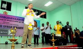 Jokowi melakukan peninjauan proses tanam dan panen padi di desa kanigoro, kecamatan pagelaran, kabupaten malang, jawa timur, kamis, 29 april 2021. Malaysiakini Kempen Prk Pd Anwar Paling Menonjol