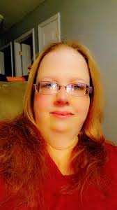 Kristin Millard's Instagram, Twitter & Facebook