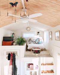 Inspiration Tiny House Et Petits Espaces Sweet Sour Decoration D Une Petite Piece Amenagement Petit Espace Petite Maison Sur Roues