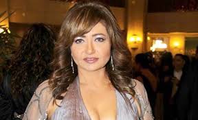#ليلى_علوي تدعو شعوب العالم لزيارة #الحضارة_المصرية. Ø¨Ù€Ø§Ù„ÙØ³ØªØ§Ù† Ø§Ù„Ø§Ø¨ÙŠØ¶ Ø§Ù„Ù…ÙƒØ´ÙˆÙ Ø£ÙˆÙ„ Ø¸Ù‡ÙˆØ± Ù„Ù€ Ù„ÙŠÙ„Ù‰ Ø¹Ù„ÙˆÙ‰ Ø¨Ø¹Ø¯ ÙˆÙØ§Ø© Ø·Ù„ÙŠÙ‚Ù‡Ø§ Ø¨Ø¥Ø·Ù„Ø§Ù„Ø© Ø´Ø¨Ø§Ø¨ÙŠØ© Ø§Ù„Ù…Ø¯ÙŠÙ†Ø© Ù†ÙŠÙˆØ²