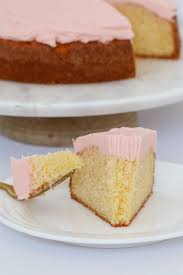 The Ultimate Classic Butter Cake Recipe With Buttercream Frosting The Perfect Cake For Birthdays School Lu Cake Recipes Butter Cake Recipe Cake Decorating