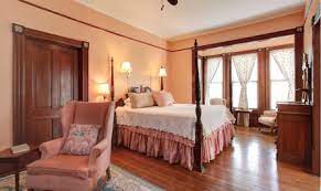 Stay a while at one of amelia island's resorts, inns, condos, hotels, or vacation rentals and discover the southern hospitality of this enchanting island. Amelia Island Bed And Breakfast In Fernandina Beach Fairbanks House