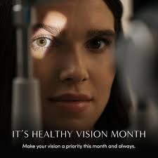 Shelly Mathews's Instagram, Twitter & Facebook