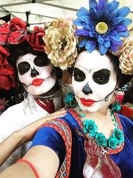 Similarities between Dia de Muertos and Qazaq traditions