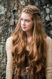 90 Hairstyles And Haircuts For Long Hair Fairytale Hair 90th Hairstyle Medieval Hairstyles