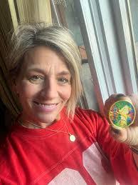 Carrie Helm's Instagram, Twitter & Facebook