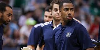 Each franchise has legendary former players from around the globe serving as support staff, many of whom have even played in the league in the past before joining the clubs in various capacities. Knicks To Hire Johnnie Bryant As Assoc Head Coach The Knicks Wall
