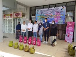 Sedangkan lapindo brantas inc yang merupakan induk perusahaan adalah perusahaan swasta yang. Pertamina Salurkan Tabung Lpg 3 Kg Untuk Asn Di Pangkep