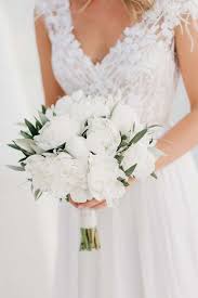 All white wedding bouquets pictures. White Wedding Bouquet Ideas Arabia Weddings