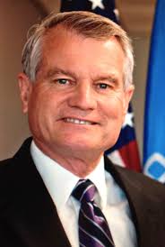 Baker: Amphitheater 'worst possible idea'