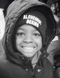 Ruby and her strawberry 🍓 hat she knitted her self ..... love you Rube  #daughter #knitting #grannystyle #benwatts #rubywatts