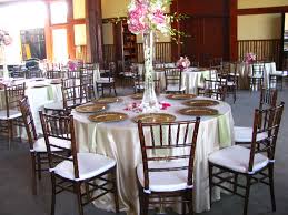Our Chiavari Chairs Are One Of Our Nicer Chairs That You Can Choose In Gold Silver Black Or Fruitwood A Round Table Settings Cool Chairs Seating Arrangements
