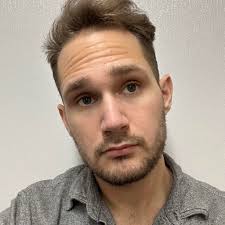 You guys go as fast as possible to reach max arena? I just do 1 arena  before the league end. If you reach higher arena does it makes everything  harder for the