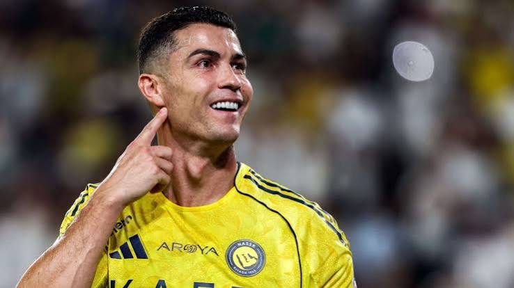 أعلى 10 لاعبين أجراً: كريستيانو رونالدو في القمة
