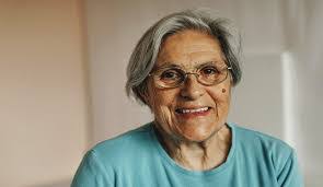 Cassandra Chenoweth's Instagram, Twitter & Facebook